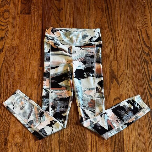 Under Armour Womens XS Leggings HeatGear Compression Crop Activewear Athleisure - Picture 1 of 12